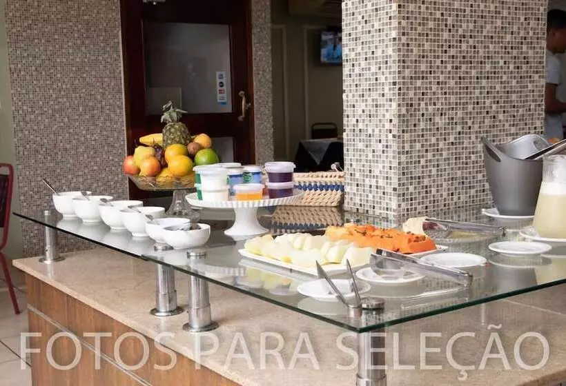 בית מלון כפרי Victoria Plaza