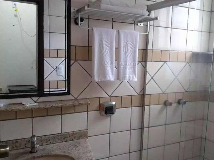 בית מלון כפרי Victoria Plaza