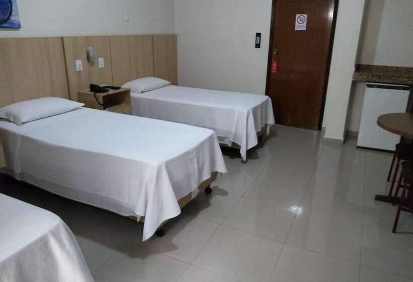 בית מלון כפרי Victoria Plaza