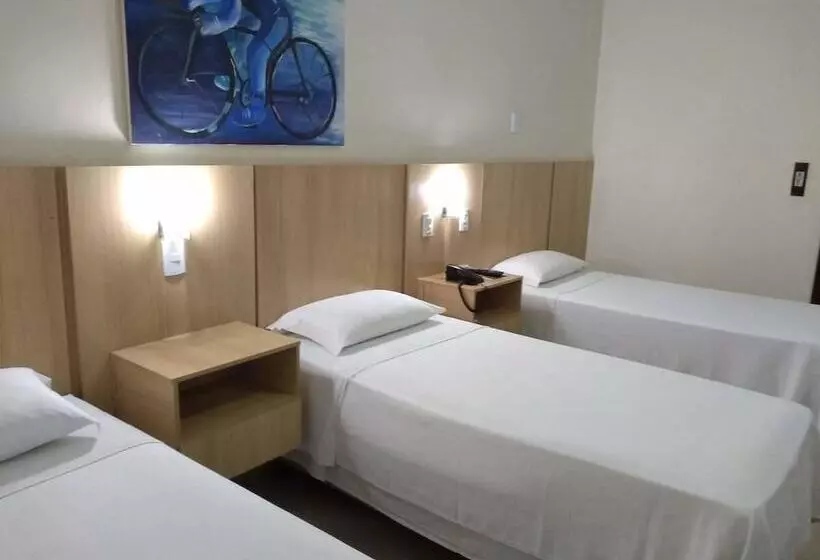 בית מלון כפרי Victoria Plaza