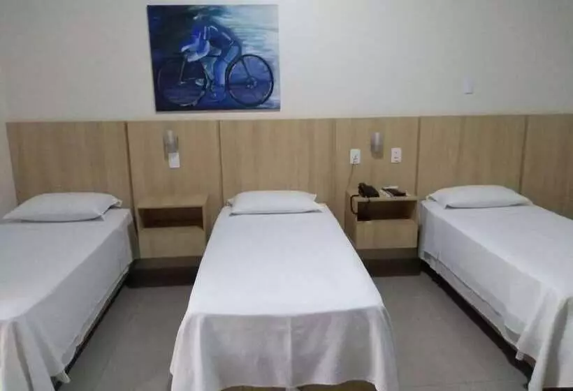 בית מלון כפרי Victoria Plaza