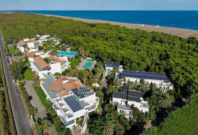 Отель Villaggio Giardini D Oriente