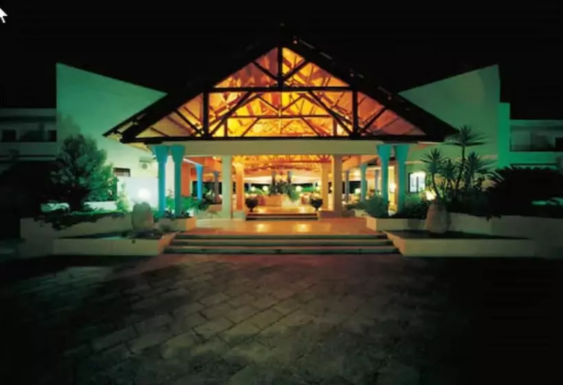 Отель Villaggio Giardini D Oriente