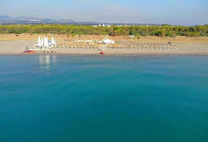 Отель Villaggio Giardini D Oriente