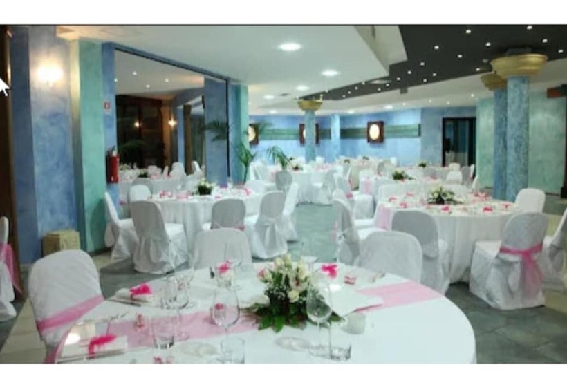 בית מלון כפרי Villaggio Giardini D Oriente