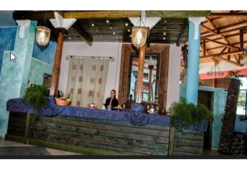 בית מלון כפרי Villaggio Giardini D Oriente