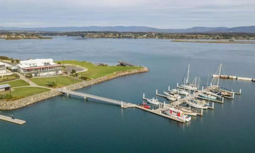 Отель York Cove