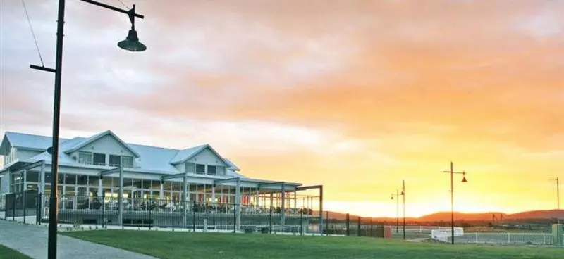 Отель York Cove