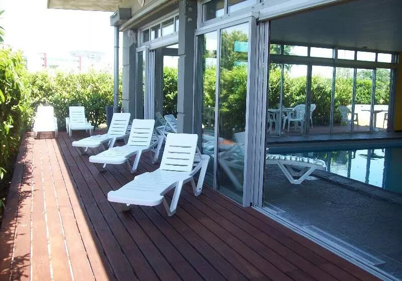 Nemea Appart Hotel Toulouse Aéroport