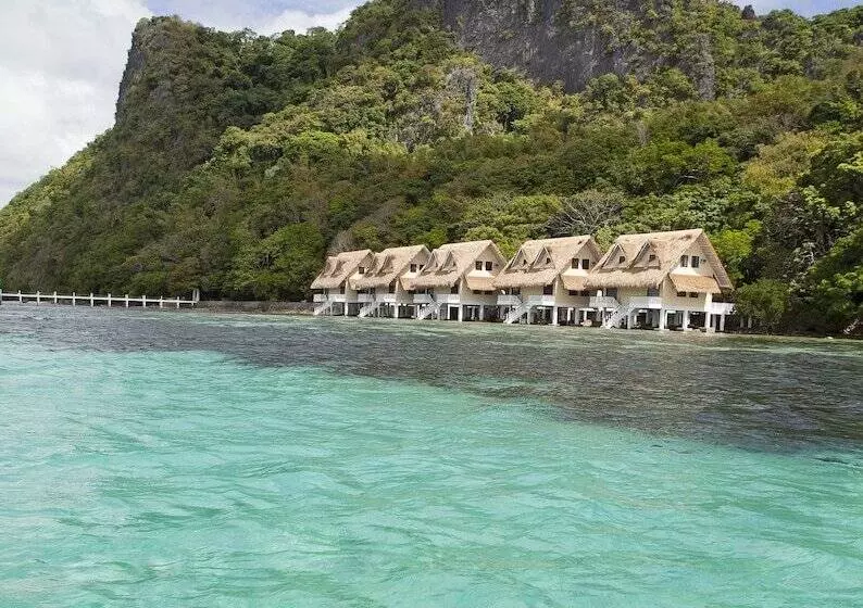 Apulit Island Resort