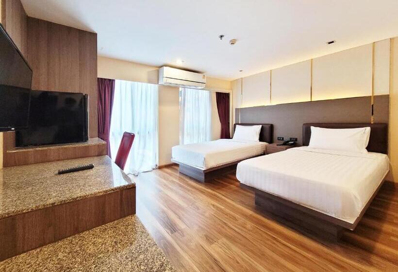 Hotel Citin Sukhumvit 11 Nana Bangkok By Compass Hospitality
