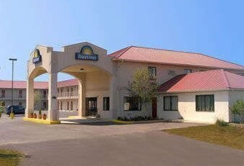 호텔 Days Inn By Wyndham Centre