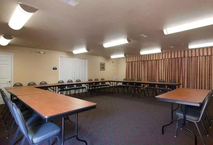 酒店 Days Inn By Wyndham Centre