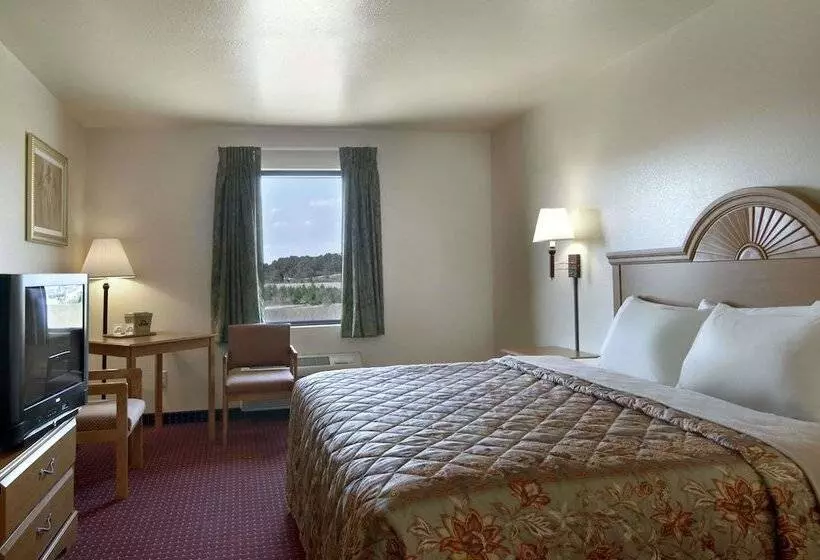 酒店 Days Inn By Wyndham Centre