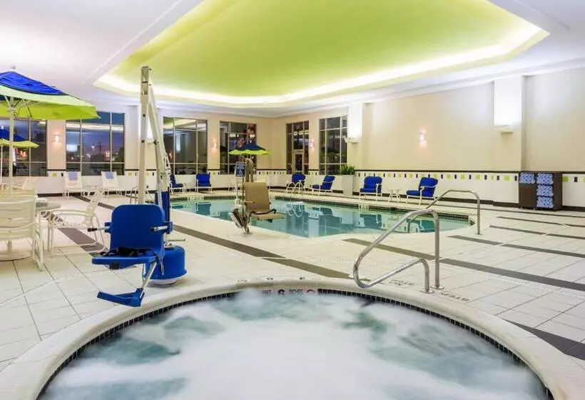 Отель Fairfield Inn & Suites – Buffalo Airport