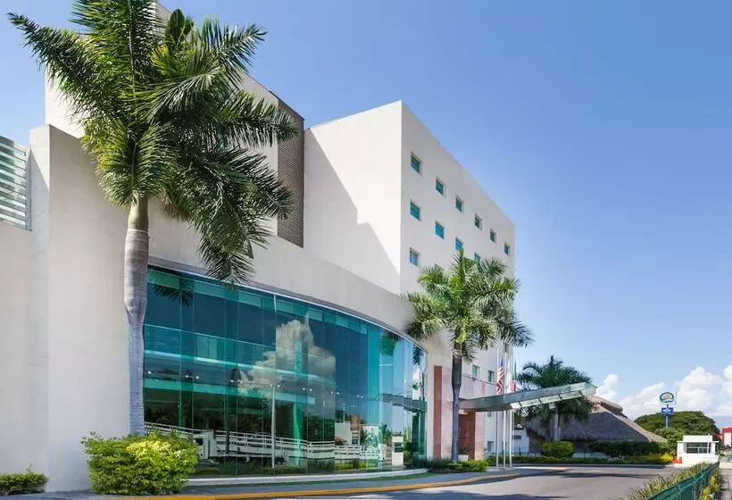 هتل Gamma Colima Garden