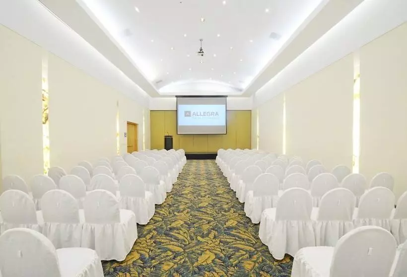 هتل Gamma Colima Garden