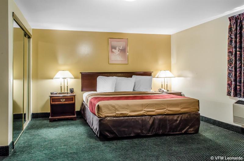 فندق Hometowne Studios By Red Roof Denver, Pa