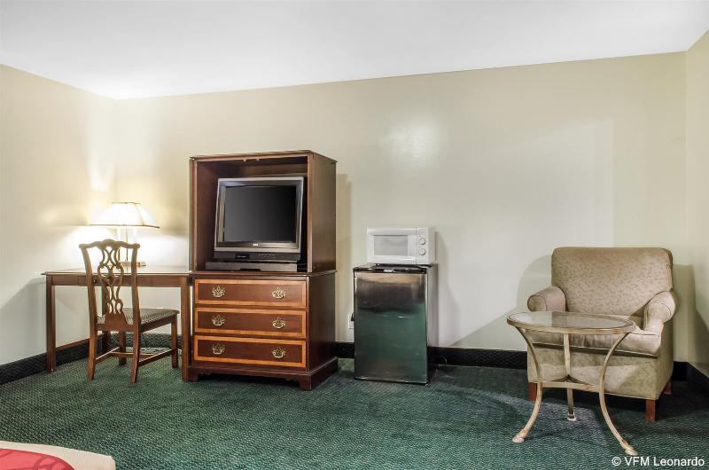 فندق Hometowne Studios By Red Roof Denver, Pa