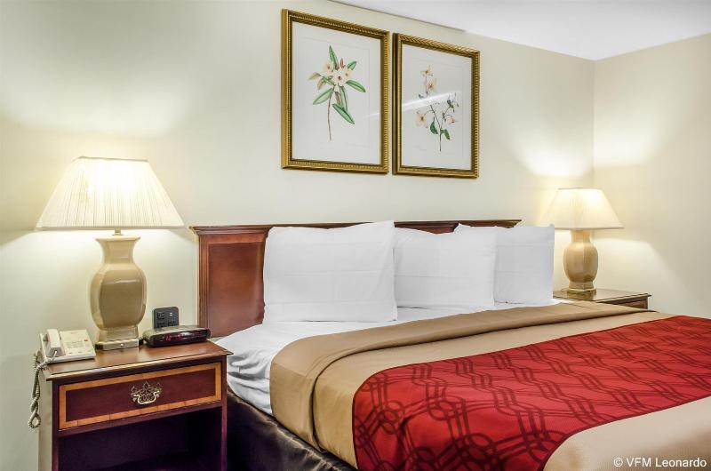 فندق Hometowne Studios By Red Roof Denver, Pa