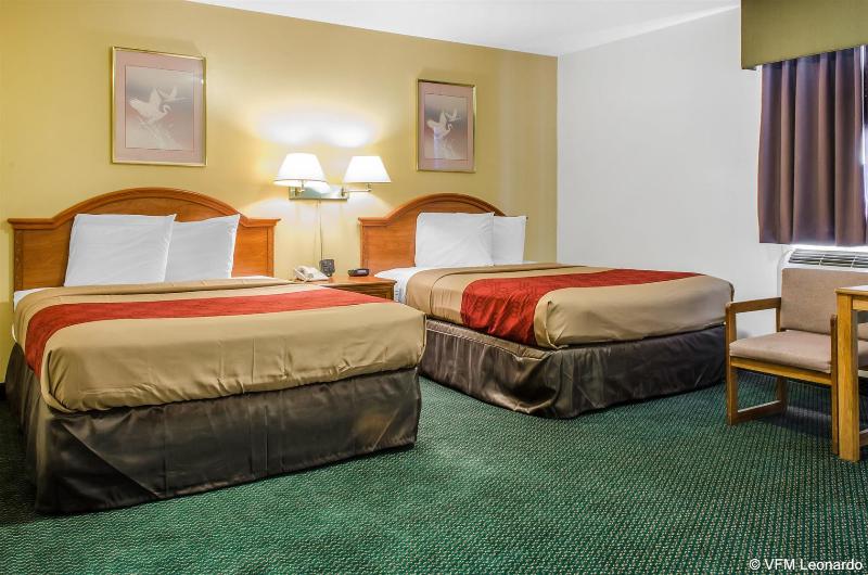 فندق Hometowne Studios By Red Roof Denver, Pa