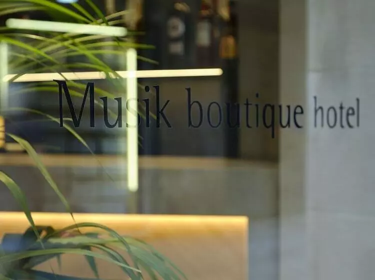 هتل Musik Boutique