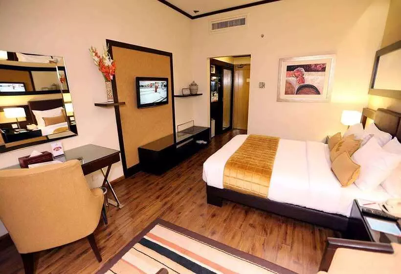 هتل Ramada By Wyndham Multan