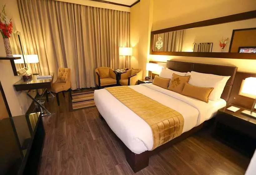 هتل Ramada By Wyndham Multan