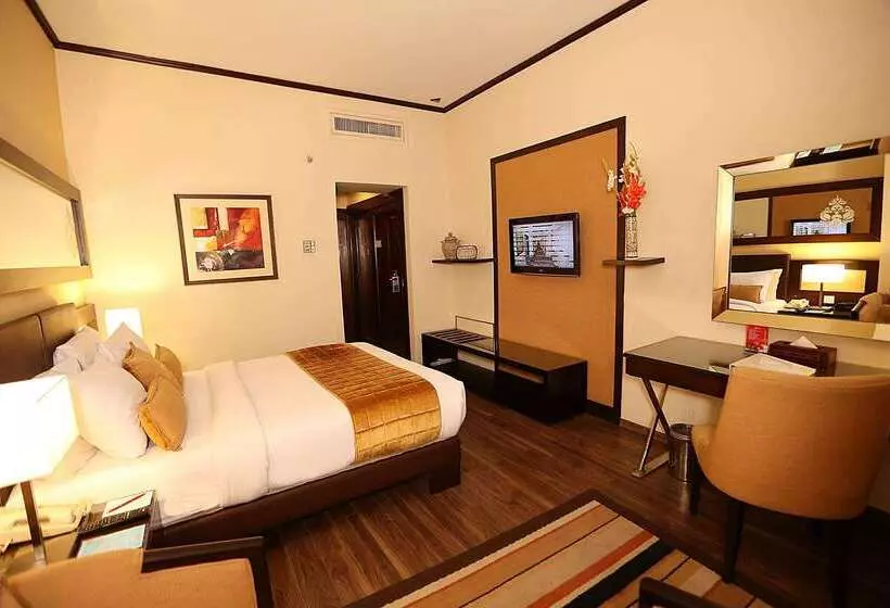 هتل Ramada By Wyndham Multan