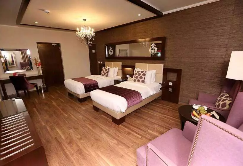 هتل Ramada By Wyndham Multan