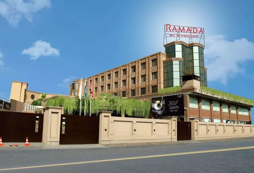 هتل Ramada By Wyndham Multan