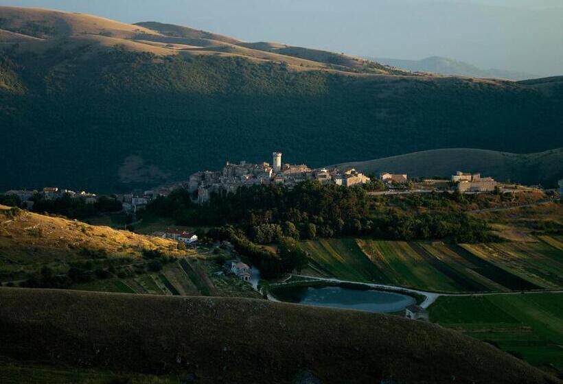 ホテル Sextantio Albergo Diffuso