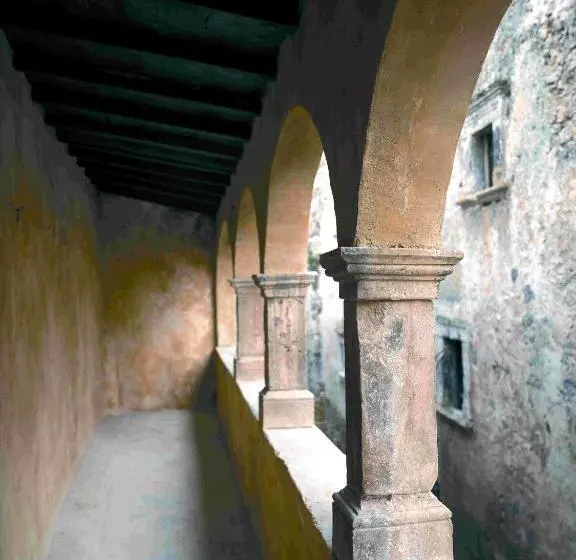 בית מלון כפרי Sextantio Albergo Diffuso