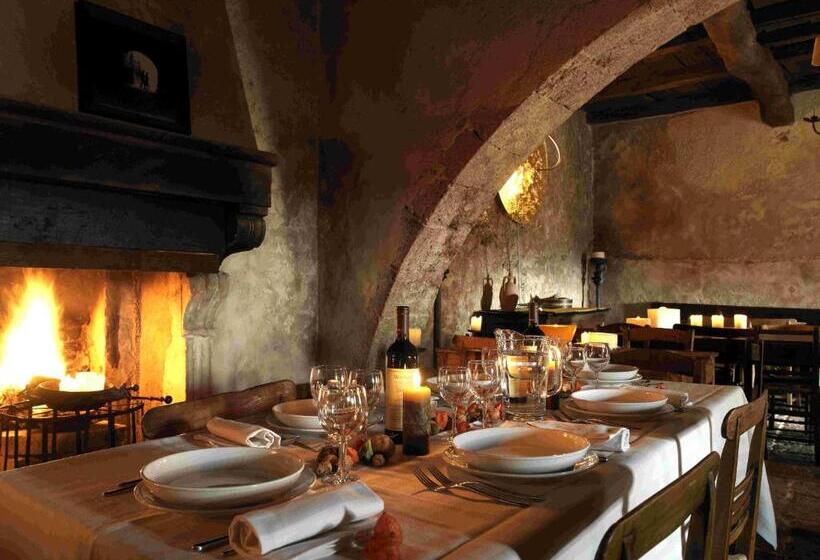 ホテル Sextantio Albergo Diffuso