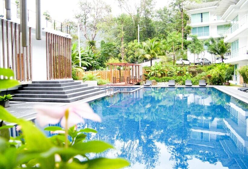 فندق The Trees Club Resort