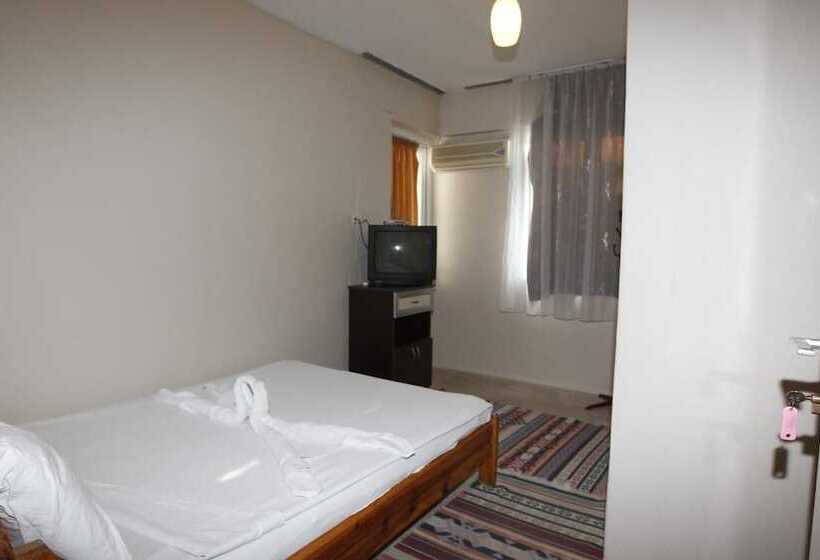 בית מלון כפרי Vardar Pension