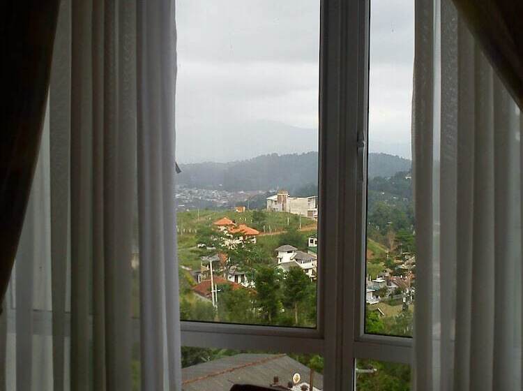 Kandyan View Holiday Bungalow Free Pickup From Kandy City