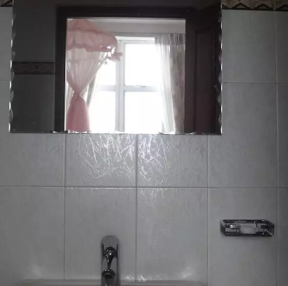 Kandyan View Holiday Bungalow Free Pickup From Kandy City