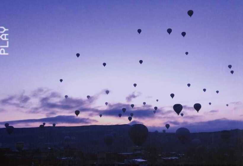 פנסיון Elysee Cave House
