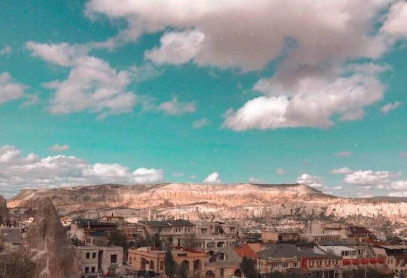 פנסיון Elysee Cave House