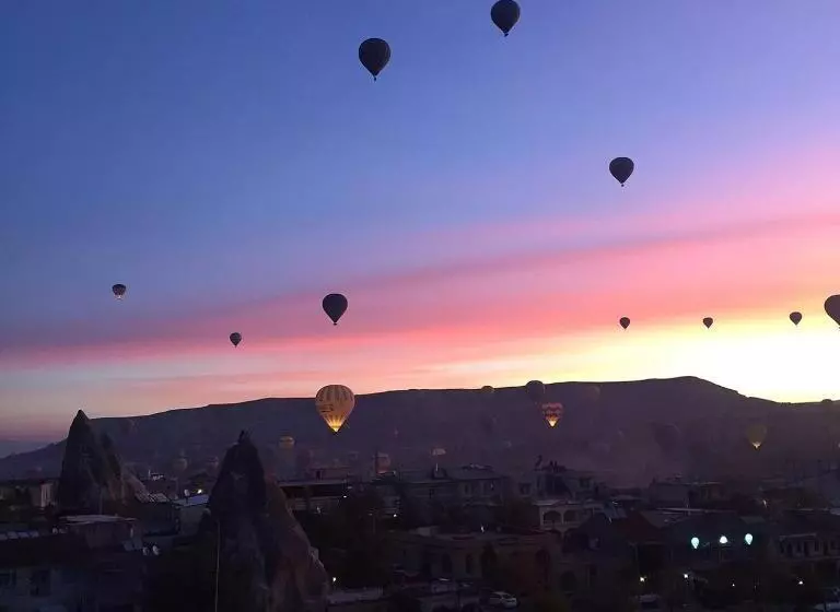 膳宿费 Elysee Cave House
