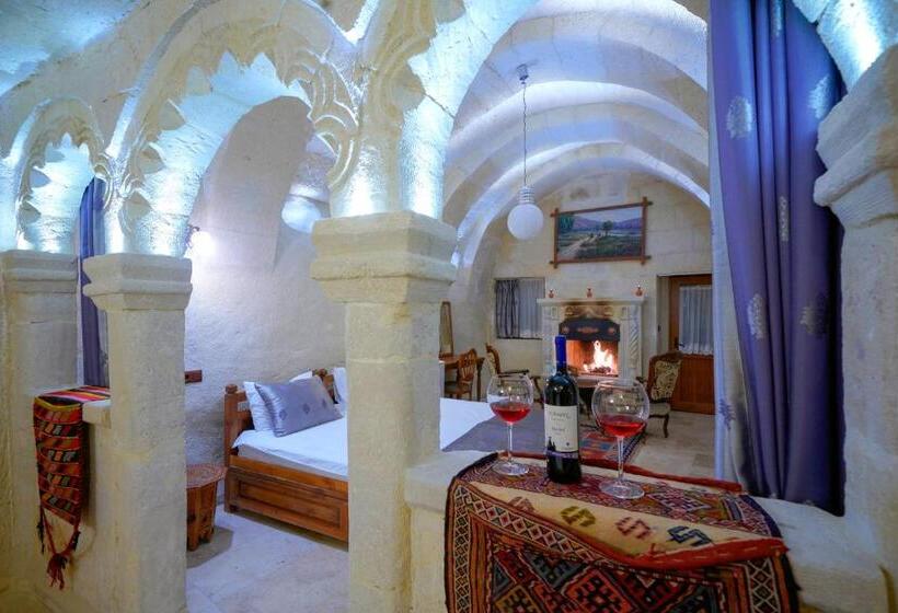 פנסיון Elysee Cave House