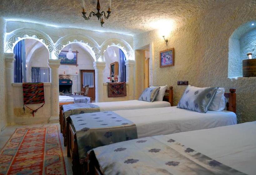 פנסיון Elysee Cave House