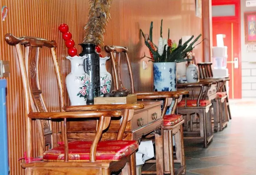 호스텔 The Classic Courtyard