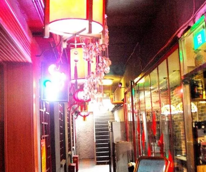 호스텔 The Classic Courtyard