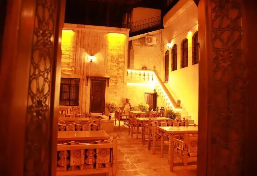 هتل Aslan Konuk Evi