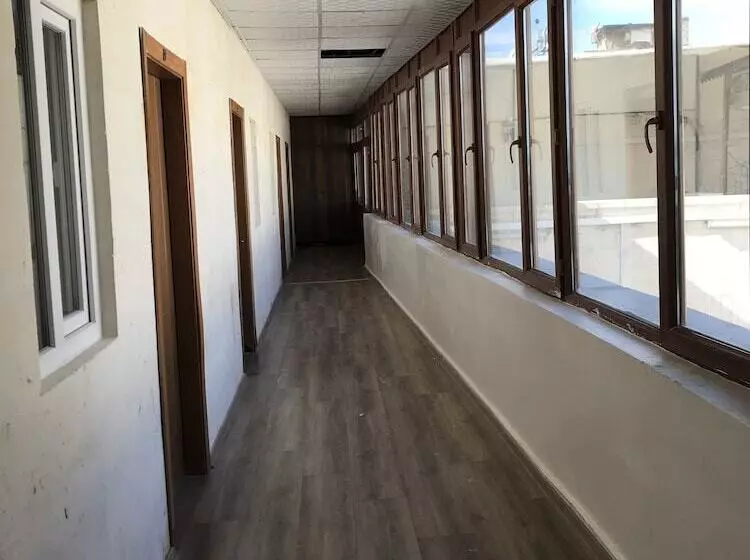 هتل Aslan Konuk Evi