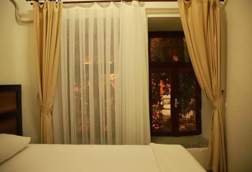 هتل Aslan Konuk Evi