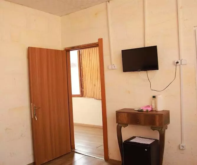 هتل Aslan Konuk Evi