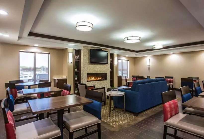 호텔 Comfort Inn Airport